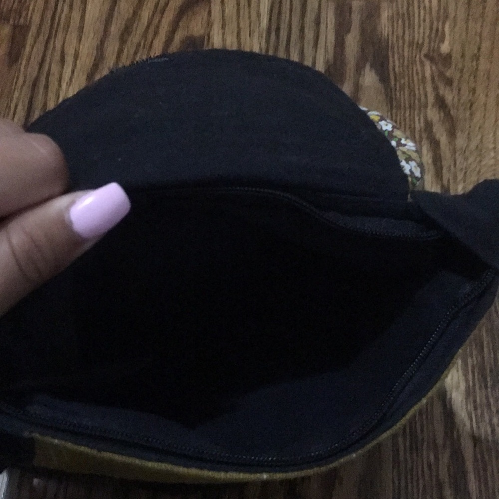 Bag - Picture 3 of 3